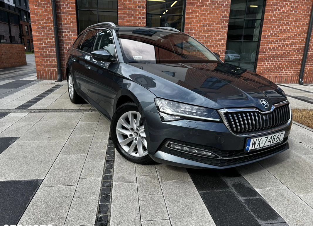 Skoda Superb cena 104900 przebieg: 144000, rok produkcji 2020 z Kraków małe 667